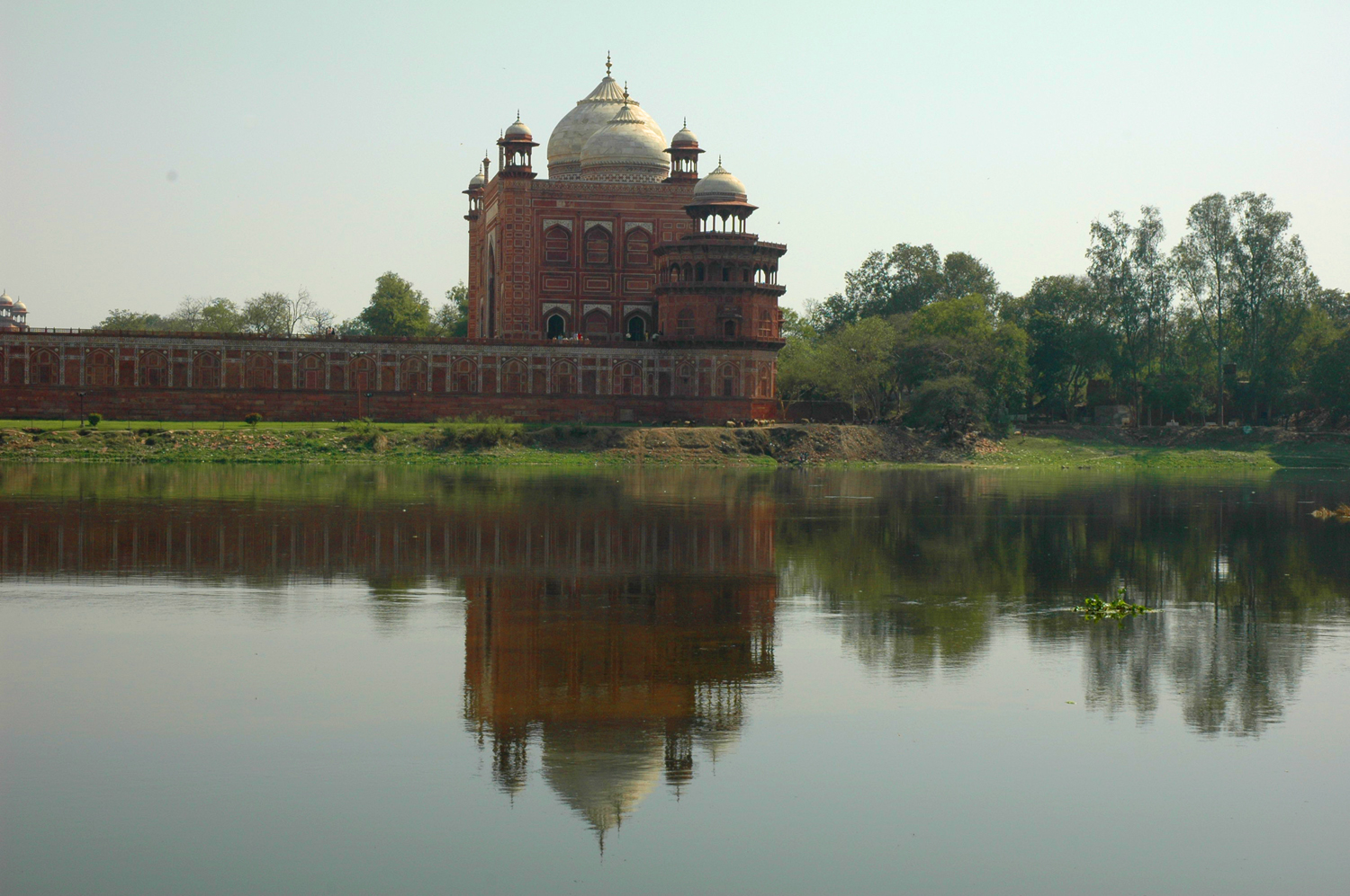 River pavilian and woodland behind the Taj Mahal, Agra, Uttar Pradesh, 18 March, 2007, photograph by Gordon Brent Ingram