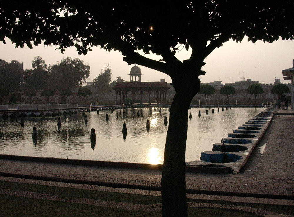 Back fountain, Shalimar Gardens, Lahore, 17 January, 2004, photograph by Gordon Brent Ingram